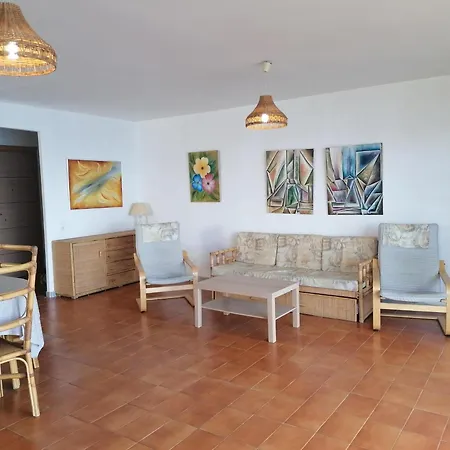 Apartment 3166 Dallas I Esc. A 2a, Zona Tranquila, Con Pies En El Agua. Situado En Pleno Camino De Ronda Por El Que Dando Un Paseo Llegara A Playas Salvajes De Roses. Parking. - Es-258-98 Roses